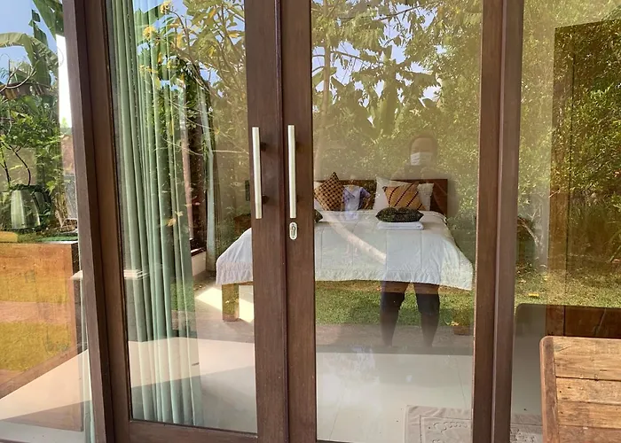 Wonder-land Guest house 3*